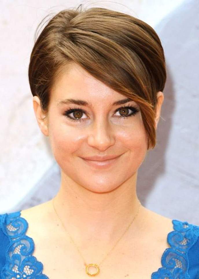 15 Best Trending Short Hairstyles For Chubby Faces Women