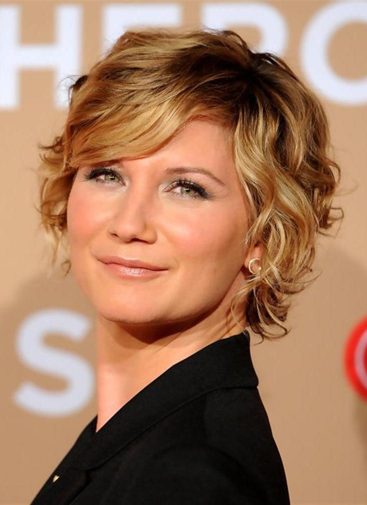 25 Most Shaggy Short Hairstyles For Women Hairdo Hairstyle