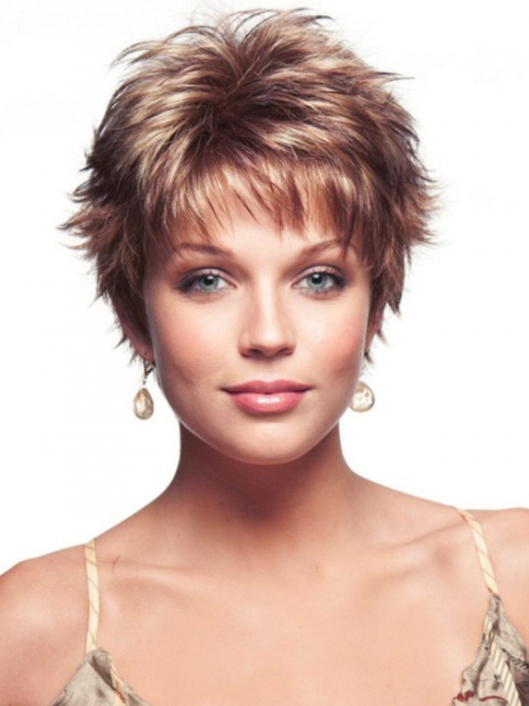 7.1 Messy Short Hairstyle 