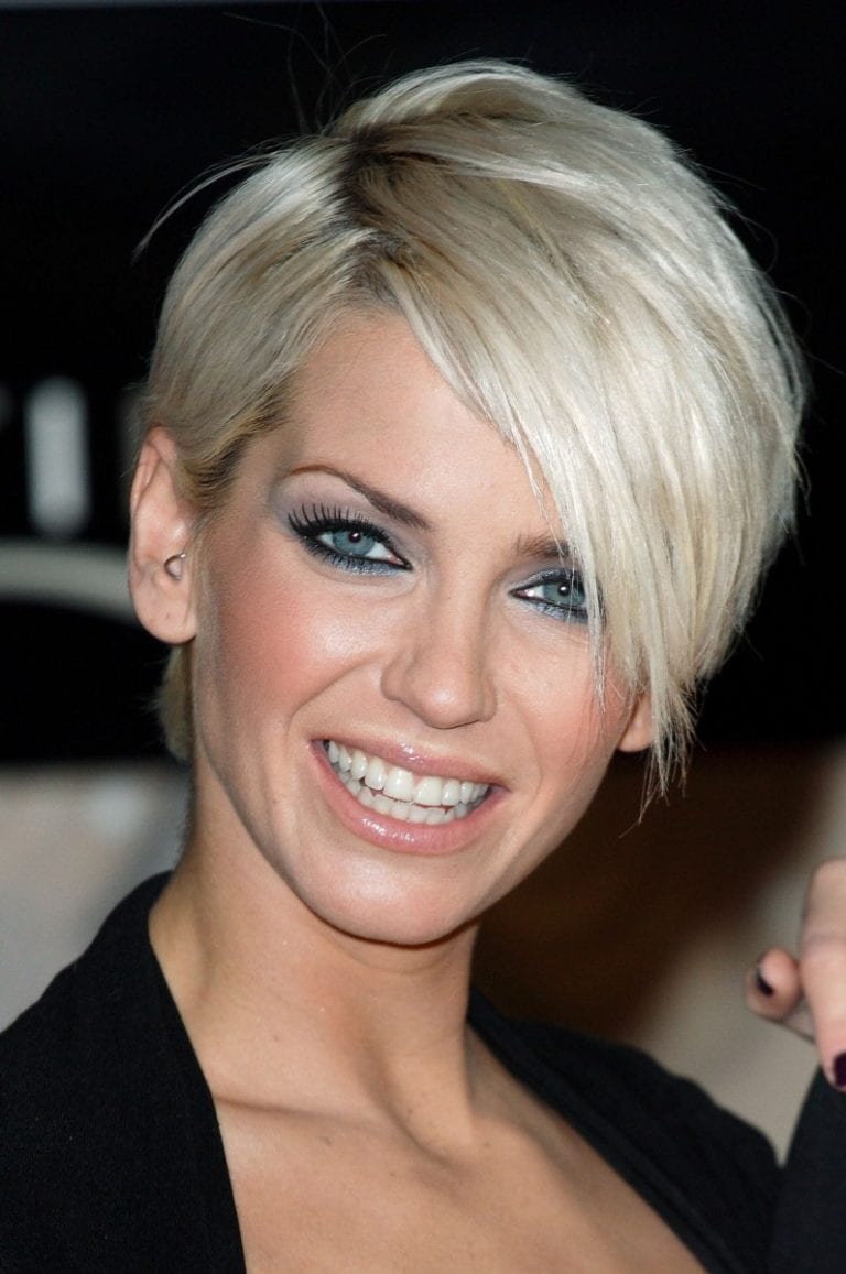 40 Gorgeous Feathered Short Hairstyles For Women | Hairdo Hairstyle