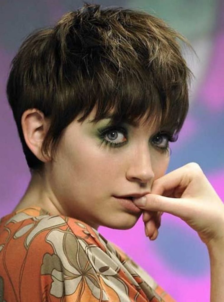 Short Hairstyle For Teenage Girl