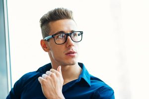 33 Most Popular Mens Hairstyles With Glasses For 2024 Hairdo Hairstyle   Mens Hairstyles With Glasses 1 300x200 