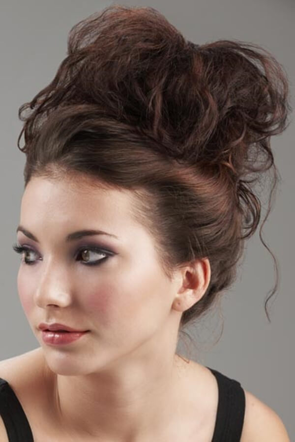 87 Easy High Bun Hairstyle Short Hair for Rounded Face