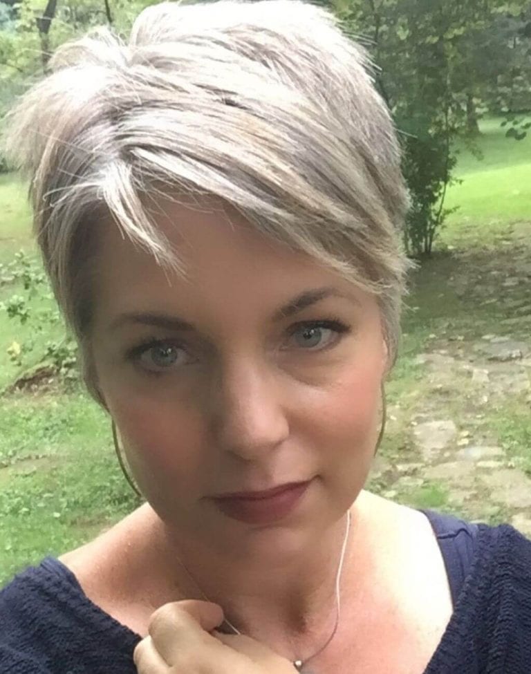 25 Grey Short Hairstyles for Women