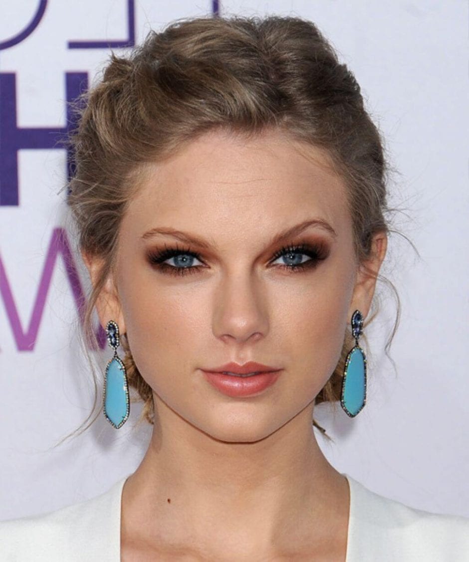 Taylor Swift Hairstyles - Different Looks Sported By Swift