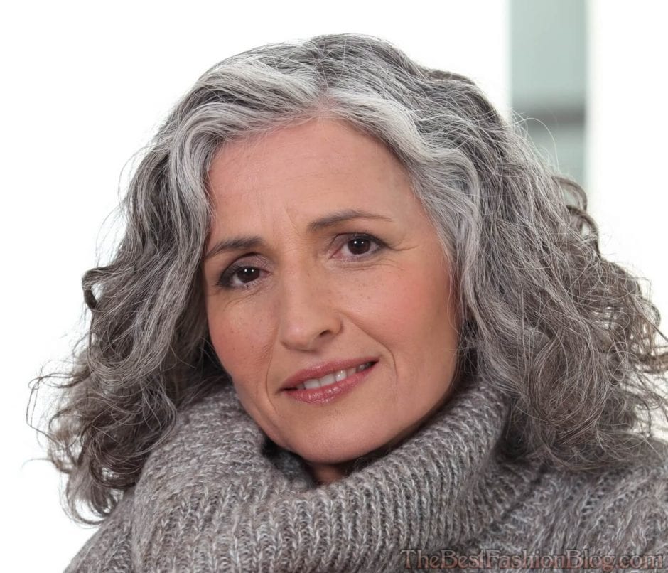 70 Hairstyles for Women Over 50 With Highlights