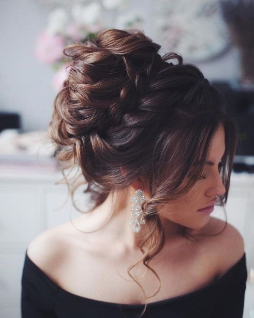 Messy Hairstyles 10 Perfectly Imperfect Styles to Wear at Home  All  Things Hair US