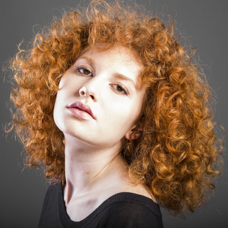 Deva Cut: 25 Hairstyles to Make Your Curls Look Their Best